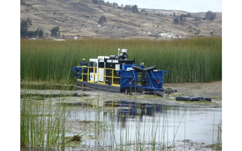 Aquatic weed harvesters